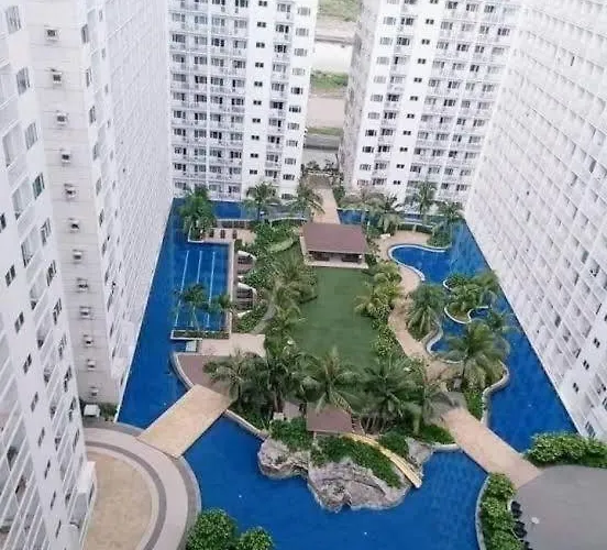 Shore Aparthotel 3*